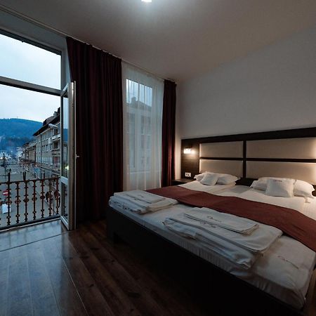 Quantum House Hotel Vatra Dornei Buitenkant foto