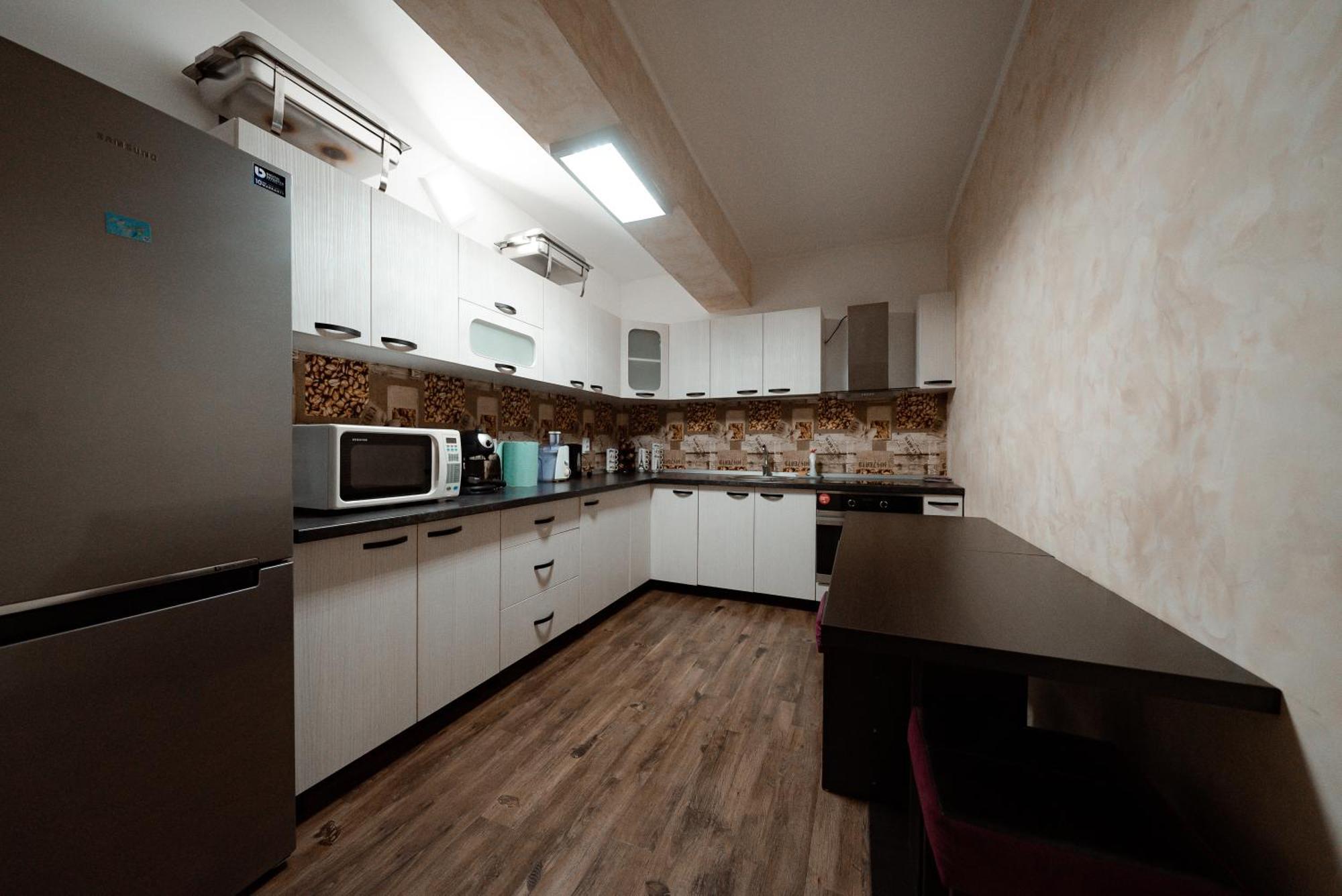 Quantum House Hotel Vatra Dornei Buitenkant foto