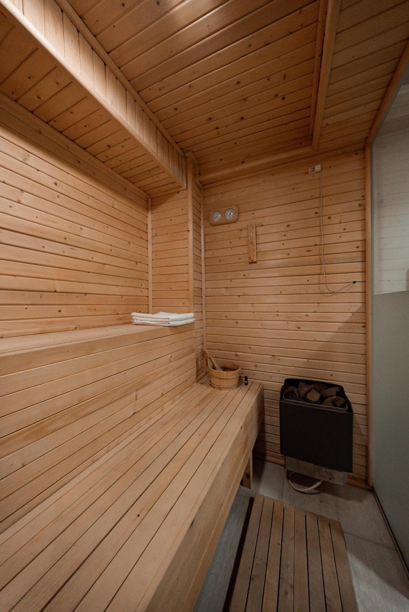 Quantum House Hotel Vatra Dornei Buitenkant foto